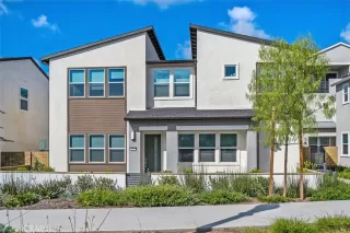 Photo #1: OC26075486 Listing 