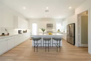 Photo #5: OC26075486 Listing 