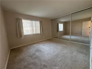 Photo #4: OC26075566 Listing 