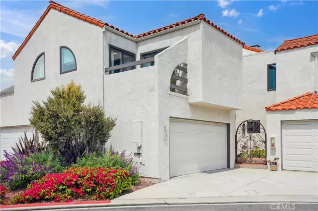 MLS: OC26075626 Condo For Sale