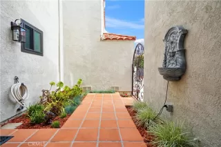 Photo #2: OC26075626 Listing 