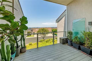 Photo #4: OC26075926 Listing