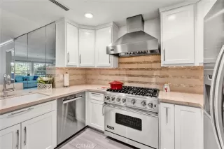 Photo #5: OC26076045 Listing 