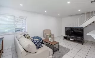 Photo #6: OC26076658 Listing 