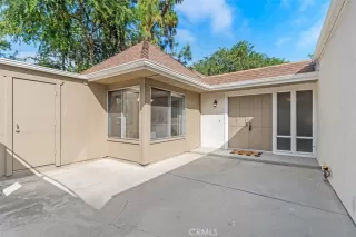 Photo #3: OC26077029 Listing 