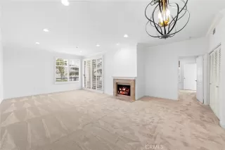 Photo #5: OC26077112 Listing