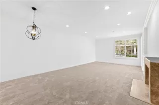 Photo #6: OC26077112 Listing