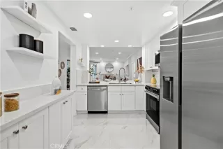 Photo #6: OC26077193 Listing 