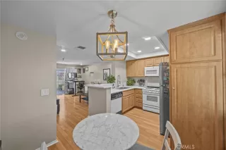 Photo #2: OC26077271 Listing 