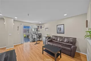 Photo #5: OC26077271 Listing 