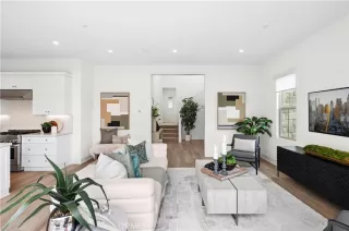 Photo #4: OC26077366 Listing