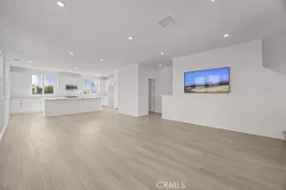 Photo #3: OC26077498 Listing