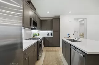 Photo #5: OC26077672 Listing