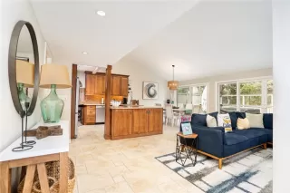 Photo #3: OC26078103 Listing 