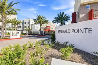 Photo #2: OC26078165 Listing 