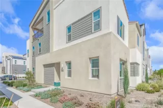 Photo #3: OC26078334 Listing 