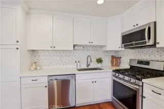 Photo #3: OC26078520 Listing 