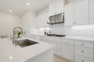 Photo #5: OC26078581 Listing 