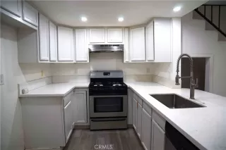 Photo #6: OC26078656 Listing 