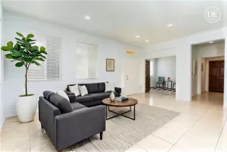 Photo #5: OC26078853 Listing 