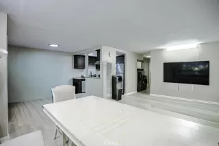 Photo #3: OC26078864 Listing