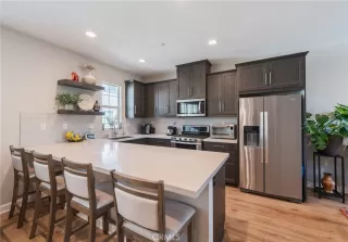 Photo #5: OC26079117 Listing 