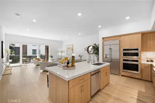 Photo #1: OC26079302 Listing 