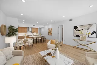 Photo #2: OC26079302 Listing 