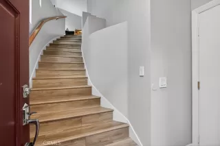 Photo #2: OC26079333 Listing 