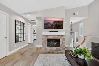 Photo #6: OC26079333 Listing 