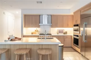 Photo #2: OC26079413 Listing 