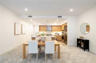 Photo #4: OC26079413 Listing 