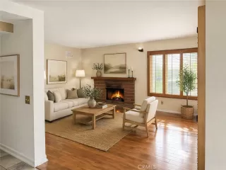 Photo #4: OC26079585 Listing