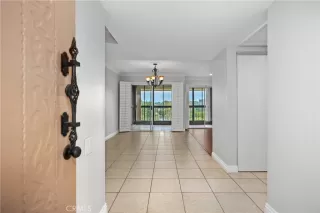 Photo #5: OC26079701 Listing