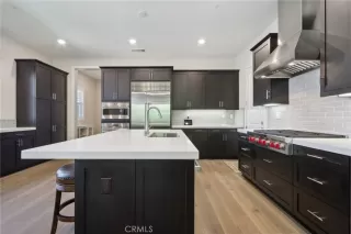 Photo #6: OC26079869 Listing 