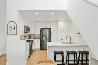 Photo #6: OC26079955 Listing