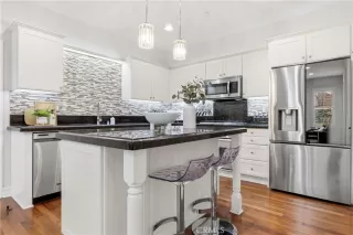 Photo #1: OC26079969 Listing 