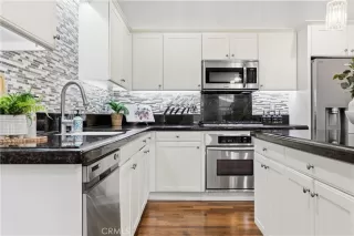 Photo #4: OC26079969 Listing 