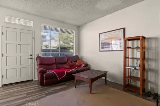 Photo #4: OC26080096 Listing 