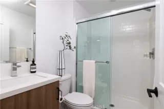 Photo #5: OC26080394 Listing 