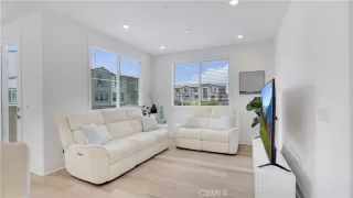 Photo #5: OC26080798 Listing