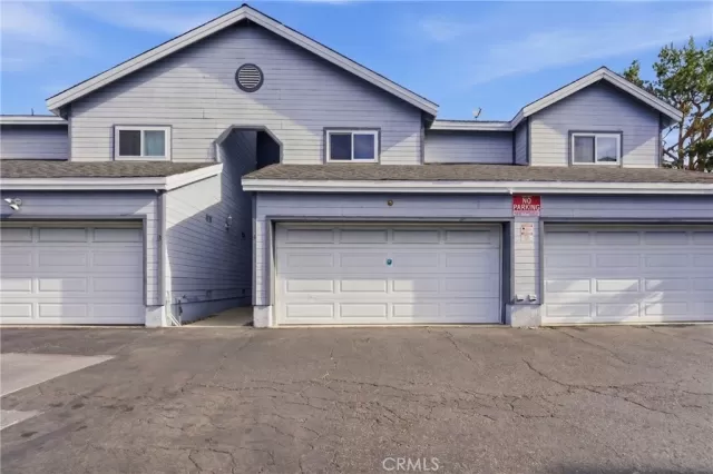 MLS: OC26081169 Condo For Sale