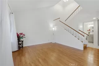 Photo #5: OC26081169 Listing 