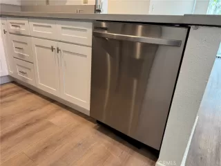 Photo #4: OC26081219 Listing 