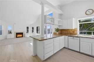 Photo #4: OC26081516 Listing 