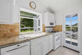 Photo #5: OC26081516 Listing 