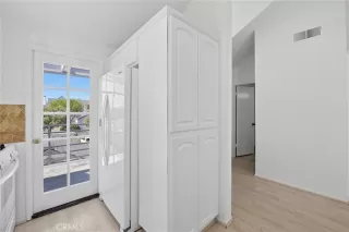 Photo #6: OC26081516 Listing 