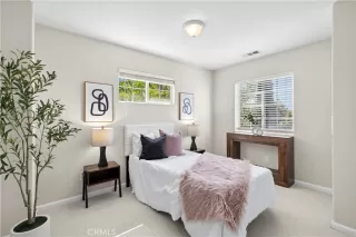 Photo #5: OC26081661 Listing 