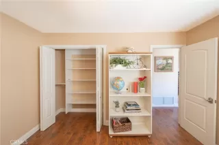 Photo #4: OC26081819 Listing 