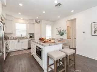 Photo #3: OC26081997 Listing 